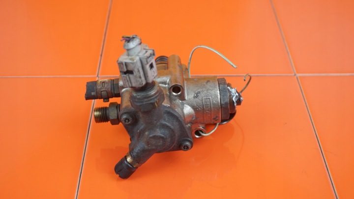 A3 TT A4 LEON ALTEA OCTAVIA TOLEDO EXEO 2.0 TFSI 08 г. 200 л.с. BWA топливный насос, фото 3