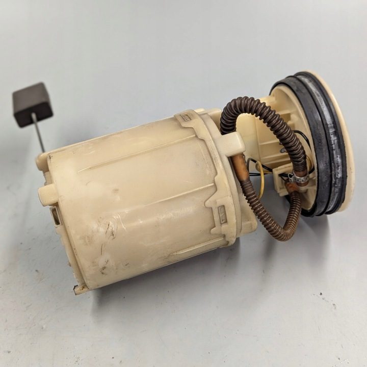 ТОПЛИВНЫЙ НАСОС VW GOLF IV 1J0919051H 1.4 75 л.с. 97-08, фото 2