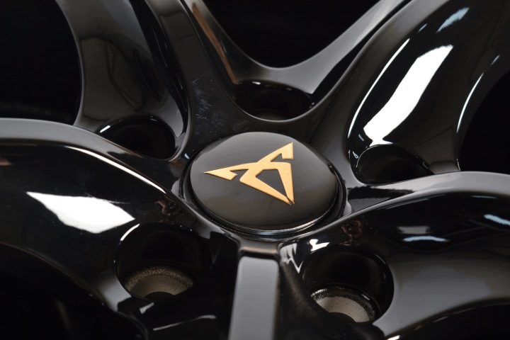 Колеса зимние 19" 5X112 оригинал Cupra Formentor Vredestein 245/40/19 зима, фото 8