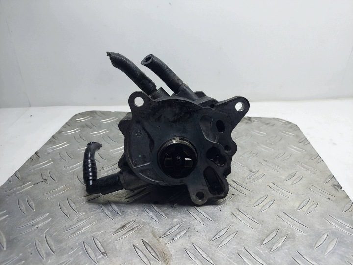 Насос вакуумный Audi A4 B7 2.0 TDI 03G145209C, фото 4