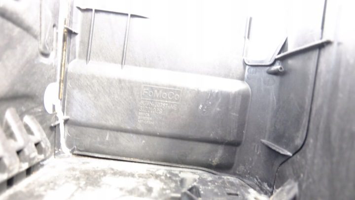 Land Rover Freelander II 2.2 площадка аккумулятора, фото 15