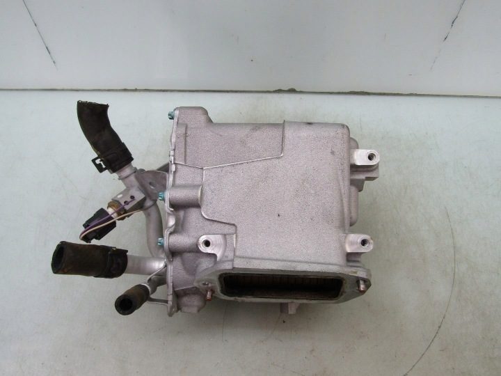 CX-30 2.0 SKYACTIV-X 21 г. РАДИАТОР ТОПЛИВА HF01-13565C, фото 3