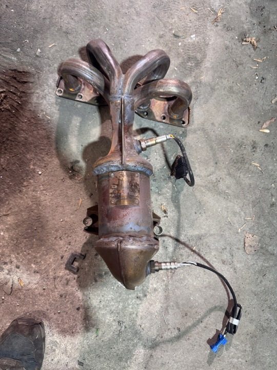 Катализатор PSA BMW MINI PEUGEOT CITROEN 1.6 VTI Bosal 090-657, фото 1
