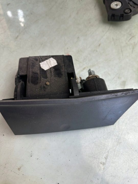 ПЕПЕЛЬНИЦА OPEL ASTRA H 04-14 13133284, фото 1