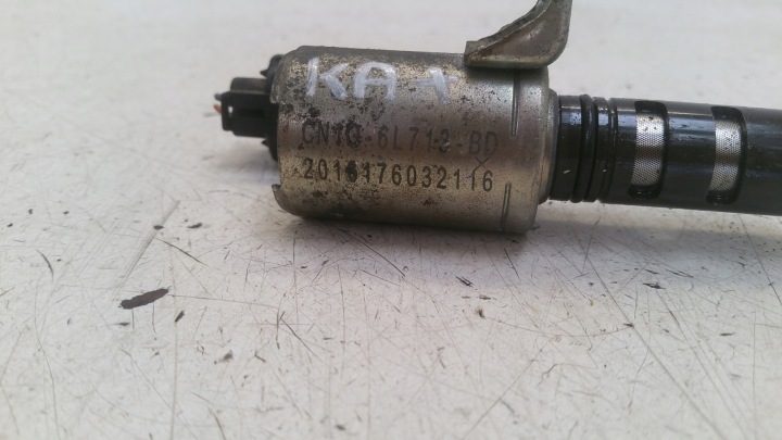 Ford OE CN1G6L713AD клапан управляющий, регулировка распредвала, фото 3
