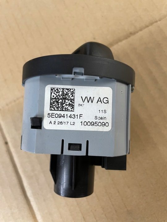 Переключатель света Skoda Fabia III Octavia III Rapid, фото 2