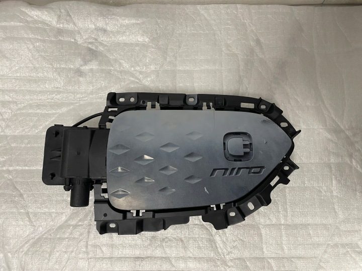 KIA Niro EV лючок разъем зарядки оригинал 86340-Q4000, фото 1
