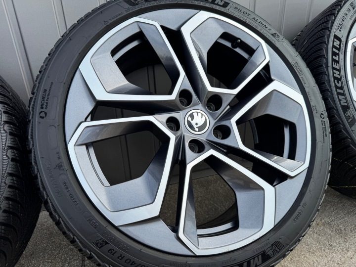 OEM КОЛЕСА ЗИМНИЕ SKODA OCTAVIA IV RS NX 225/40/19 Michelin Alpin5, фото 6