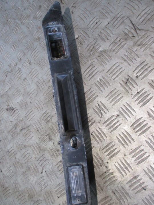 МОЛДИНГ ПОДСВЕТКИ НОМЕРА AUDI A4 B6 СЕДАН 8E0827, фото 2