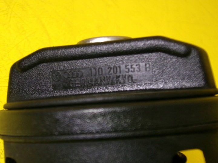 КРЫШКА ГОРЛОВИНЫ БЕНЗОБАКА AUDI VW 1J0201553B NR8, фото 6