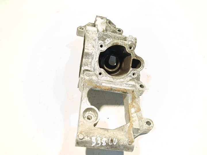 BMW Mini 1.5 ( B38 ) 2.0 ( B48 ) кронштейн помпы корпус 860136602, фото 5