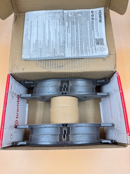Brembo P 86 027 Комплект колодок тормозного, тормоза дисковые, фото 2
