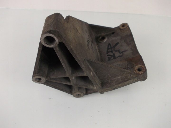 Кронштейн Ford FIESTA MK6 1,4 16V 1,25, фото 4