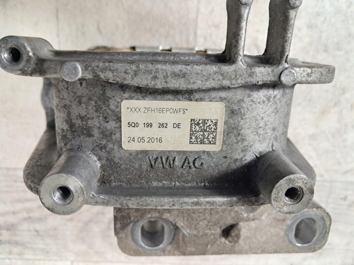 VW Touran III 5T подушка кронштейн двигателя крепление 1.6TDI 5Q0199262DE, фото 4