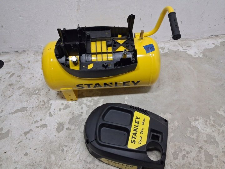 Компрессор безмасляный Stanley B6CC304STN003 24 l 8 бар, фото 5