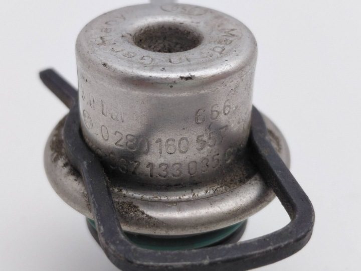 РЕГУЛЯТОР ДАВЛЕНИЯ ТОПЛИВА SKODA OCTAVIA MK1 037133035C / 0280160557 NR231, фото 2