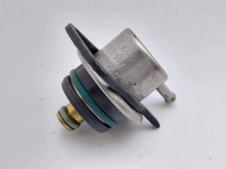 РЕГУЛЯТОР ДАВЛЕНИЯ ТОПЛИВА SKODA OCTAVIA MK1 037133035C / 0280160557 NR231, фото 1