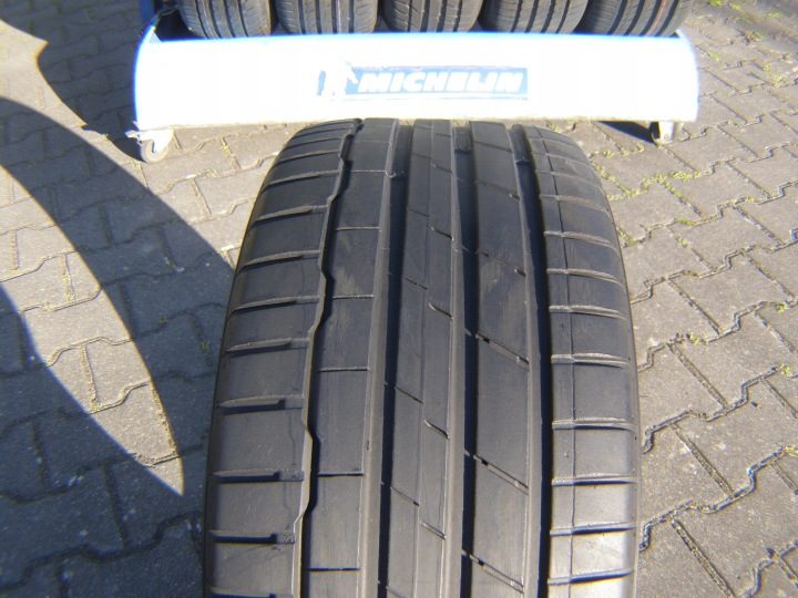 Шина HANKOOK Летняя 245/45 R18 100Y XL Ventus S1 evo3 K127, фото 1