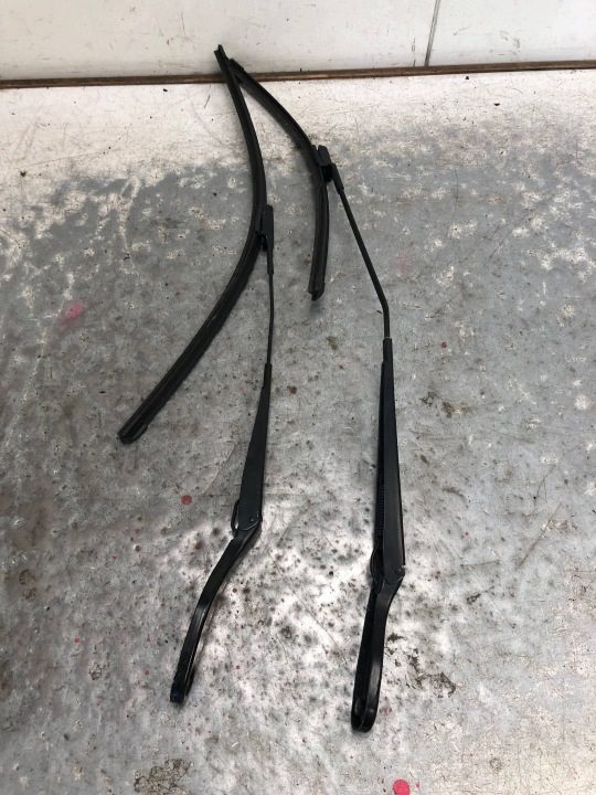 ПОВОДКИ ДВОРНИКОВ VOLVO C30 РЕСТАЙЛИНГ 31253997 31253996, фото 1