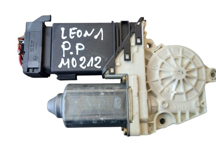 Seat Leon I моторчик стекла правый передний 9776-101434203, фото 1