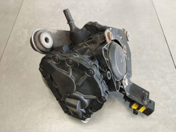 Mercedes B-класс W242 насос вакуумный A2424300632, фото 2