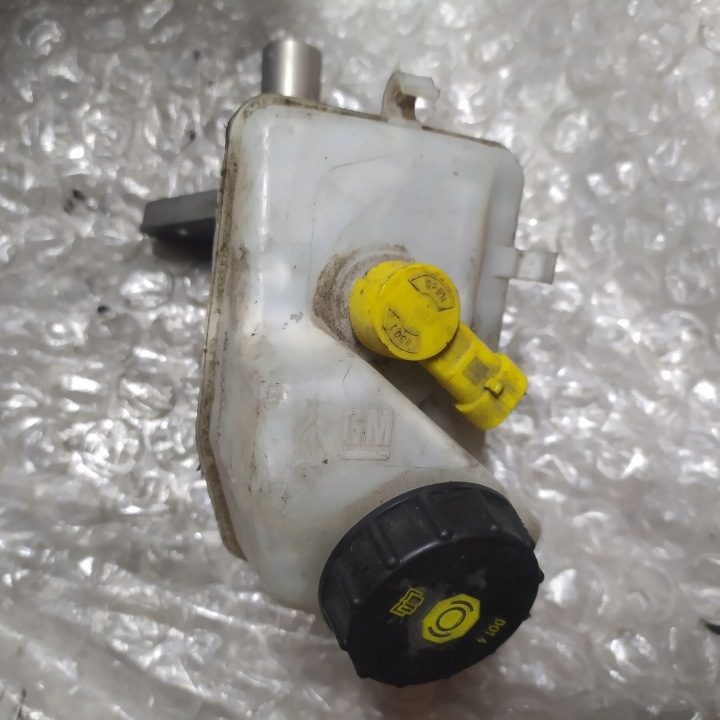 Бачок тормозной жидкости Opel Astra H, фото 1