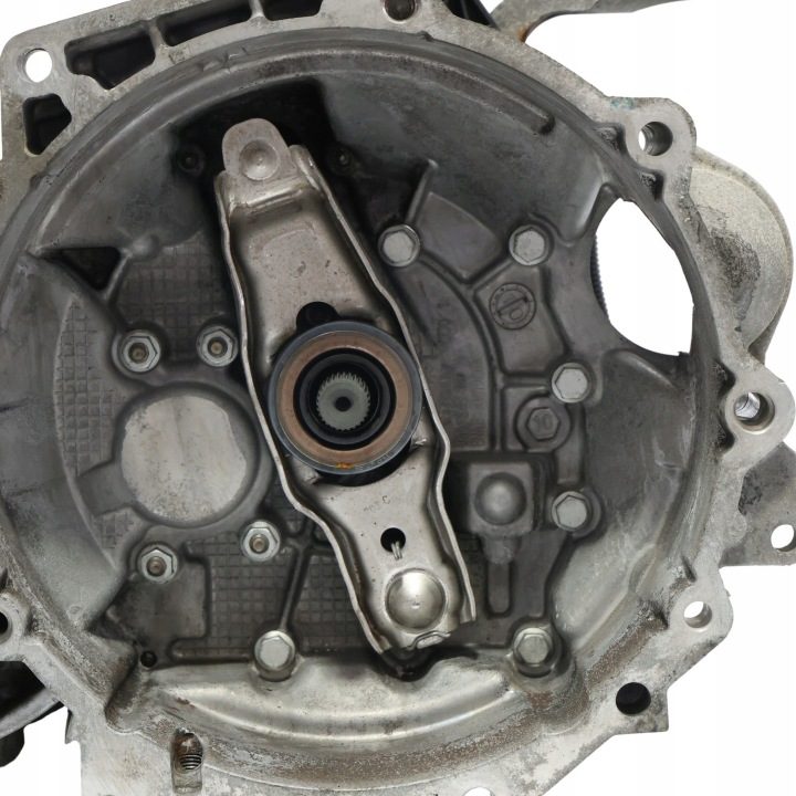 Skoda Yeti 5L 2.0 TDI CFHA Коробка передач Механика 5 Speed KJF 0A4300045Q, фото 9