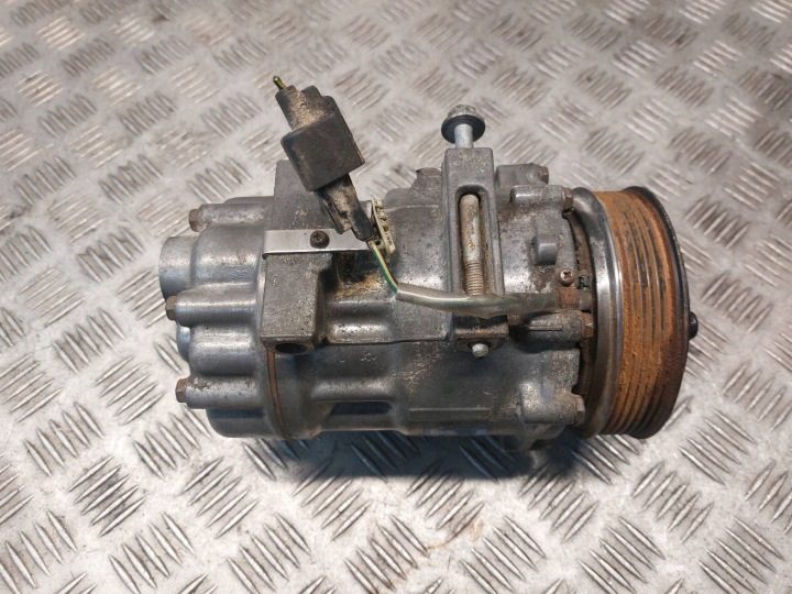 КОМПРЕССОР КОНДИЦИОНЕРА VOLVO S40 II 2.0 дизель 3M5H-19D629-HD, фото 1
