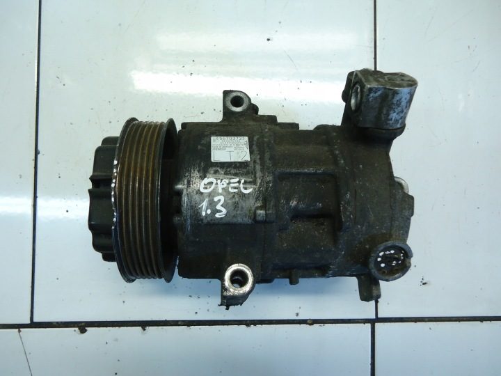 FIAT OPEL CORSA D 1.3CDTI КОМПРЕССОР КОНДИЦИОНЕРА 55703721, фото 1