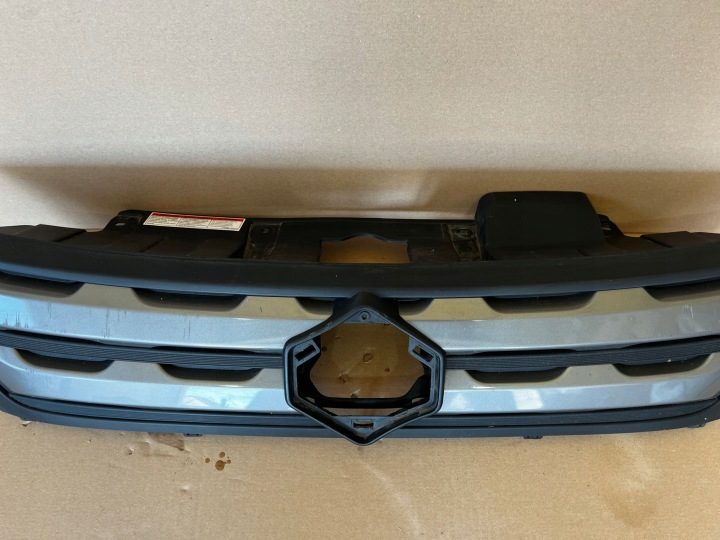 Решетка радиатора Suzuki Vitara III 2015-2018 год 72121-54P0, фото 3