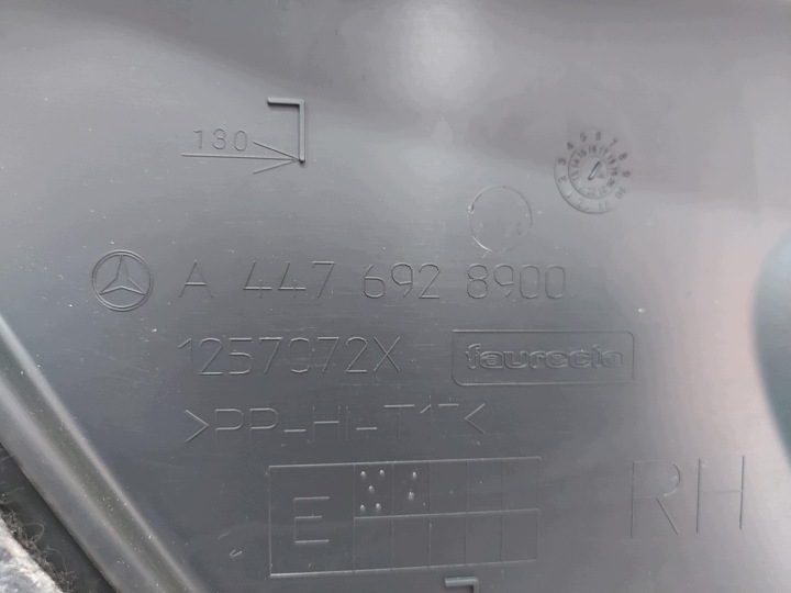 W447 Vito V220d обшивка багажника правая задняя a4476928900, фото 9
