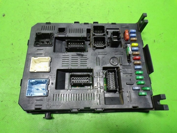 Peugeot 307 1.6HDI, блок предохранителей BSM 281148344A, фото 1