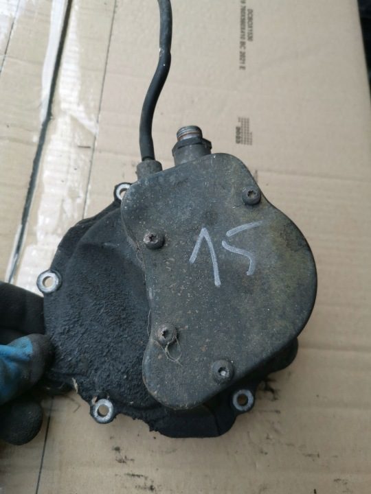 НАСОС ВАКУУМНЫЙ MERCEDES W124 W201 2,5D 3,0d 2,0d, фото 1