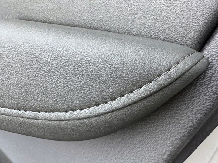 Volvo XC60 II 2023 EU обивка водителя обшивка двери левая передняя Идеальная, фото 10
