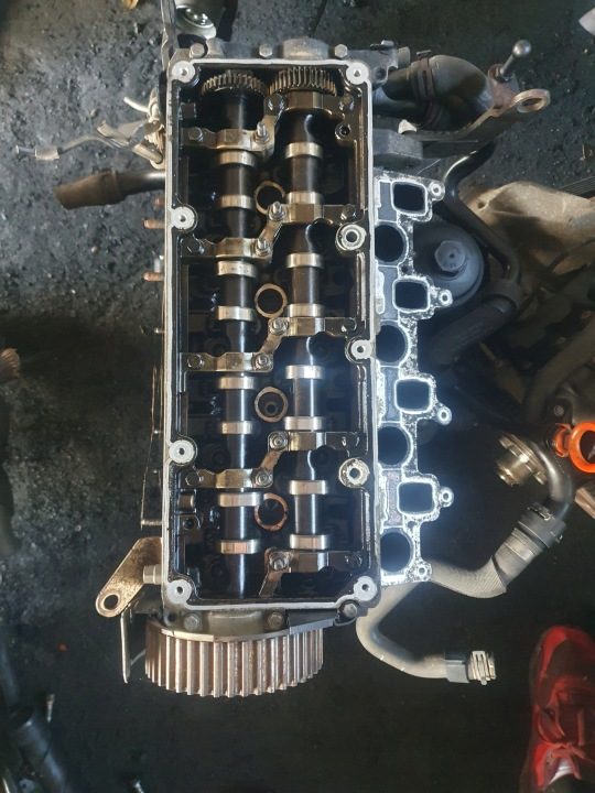 ГОЛОВКА БЛОКА ЦИЛИНДРОВ ВАЛЫ VW AUDI SEAT SKODA 2.0 TDI 03L103373E, фото 1