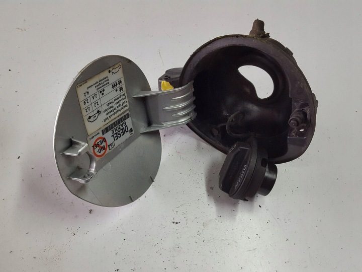 VW GOLF 6 VI 08-13r ХЭТЧБЕК ЛЮЧОК ГОРЛОВИНЫ БЕНЗОБАКА LA7W, фото 3