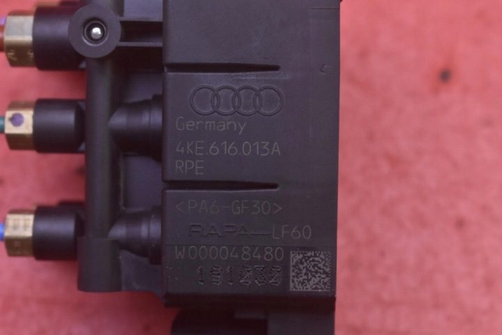 Распределитель подвески 4KE616013A Audi E-Tron 55 408 л.с. 18-21, фото 7