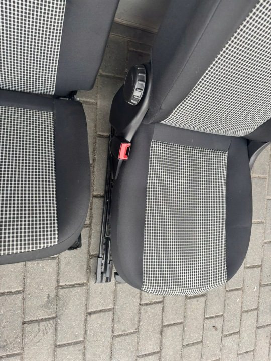 Twingo III GT диван сиденья задние подголовник кожа полукожа, фото 11