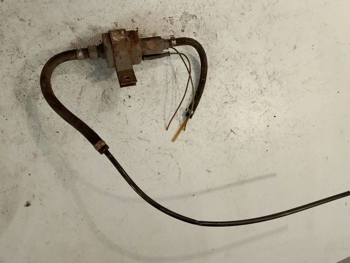 Топливный насос Webasto Volkswagen Transporter - Caravelle T4 701963303, фото 3