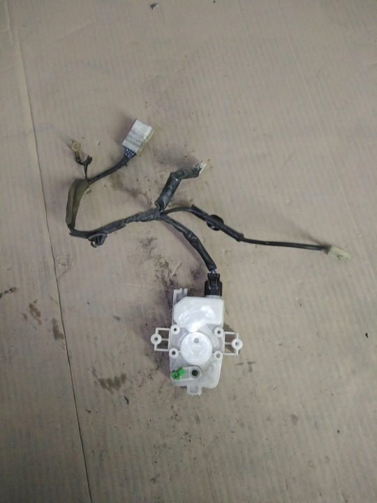 Mitsubishi OE MN127002, фото 1