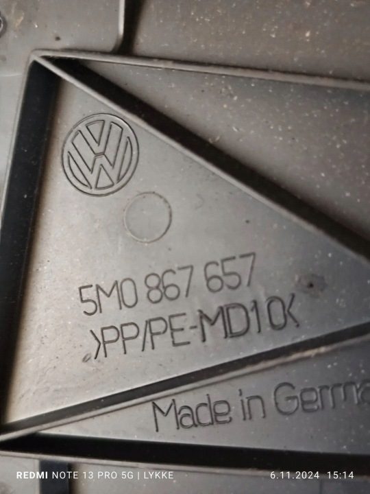 Обивка крышки багажника Volkswagen Golf Plus 5M0867657, фото 10