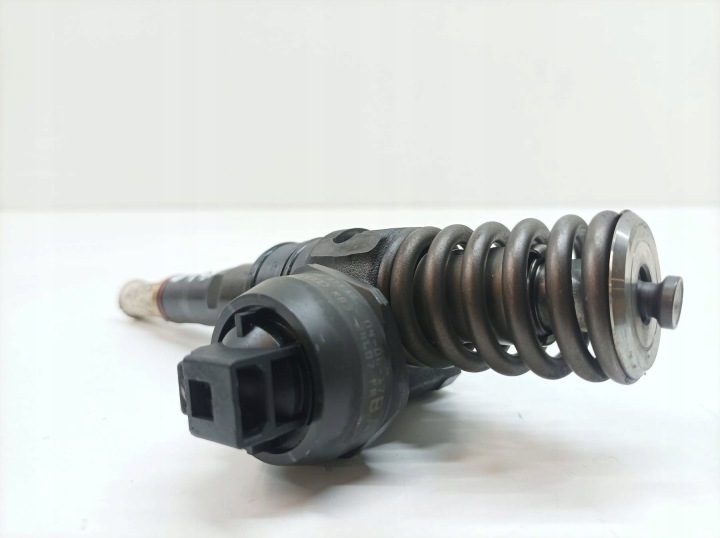 НАСОС-ФОРСУНКА 038130073AG 1.9 TDI VW Volkswagen Golf IV (1997-2004), фото 2