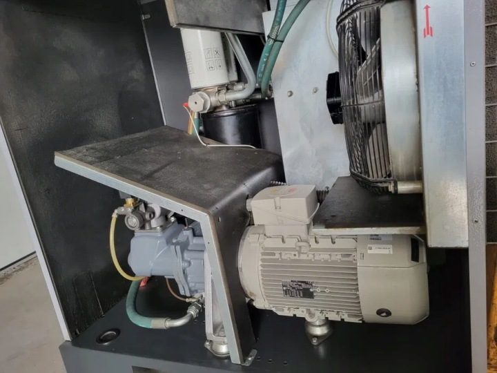 Компрессор масляный Atlas Copco Ceccato DRB 29 IV 0 l 13 бар, фото 5