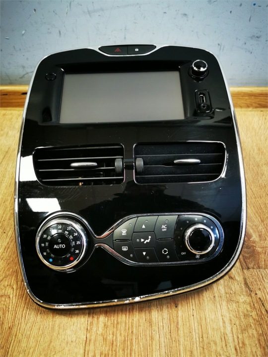 Renault Clio IV оригинальная магнитола навигация + торпедо, фото 2