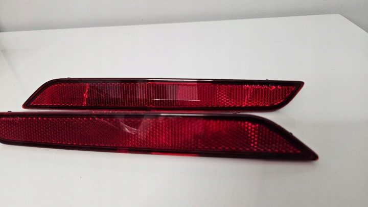 Seat Cupra Born катафот бампера правый задний 10E945106A, фото 2
