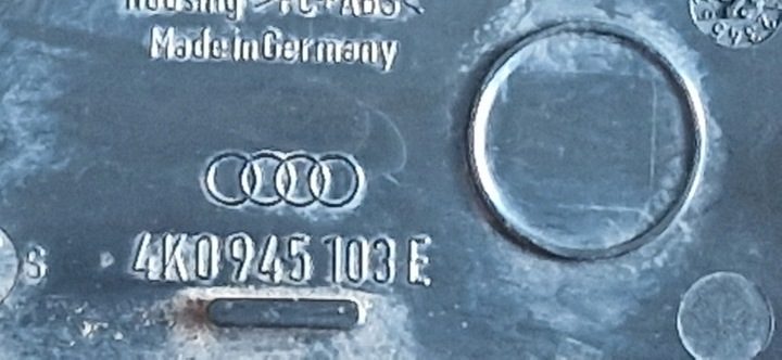 Катафот бампера задний левый Audi A6 C8 S-Line S6 оригинал от дилера, фото 4