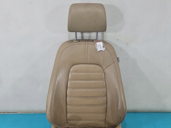 Сидящая слева водка VW PASSAT B6?????????????????????, фото 2