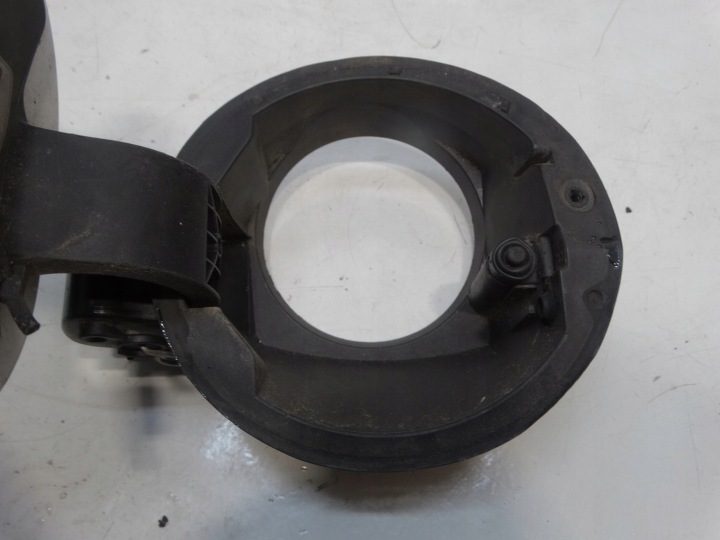Лючок горловины бензобака Audi A3 8P 03-13R. 8J0010508AB, фото 9