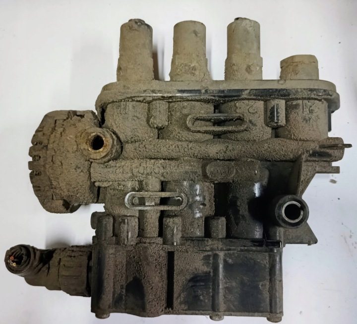 Knorr-Bremse K019821N00 Блок клапана sterującego suwakowego, подвеска воздушная, фото 1