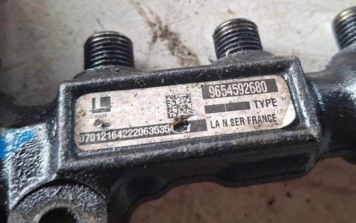Peugeot Expert Scudo Jumpy 95- 1.6 HDI топливная рампа 9654592680, фото 2